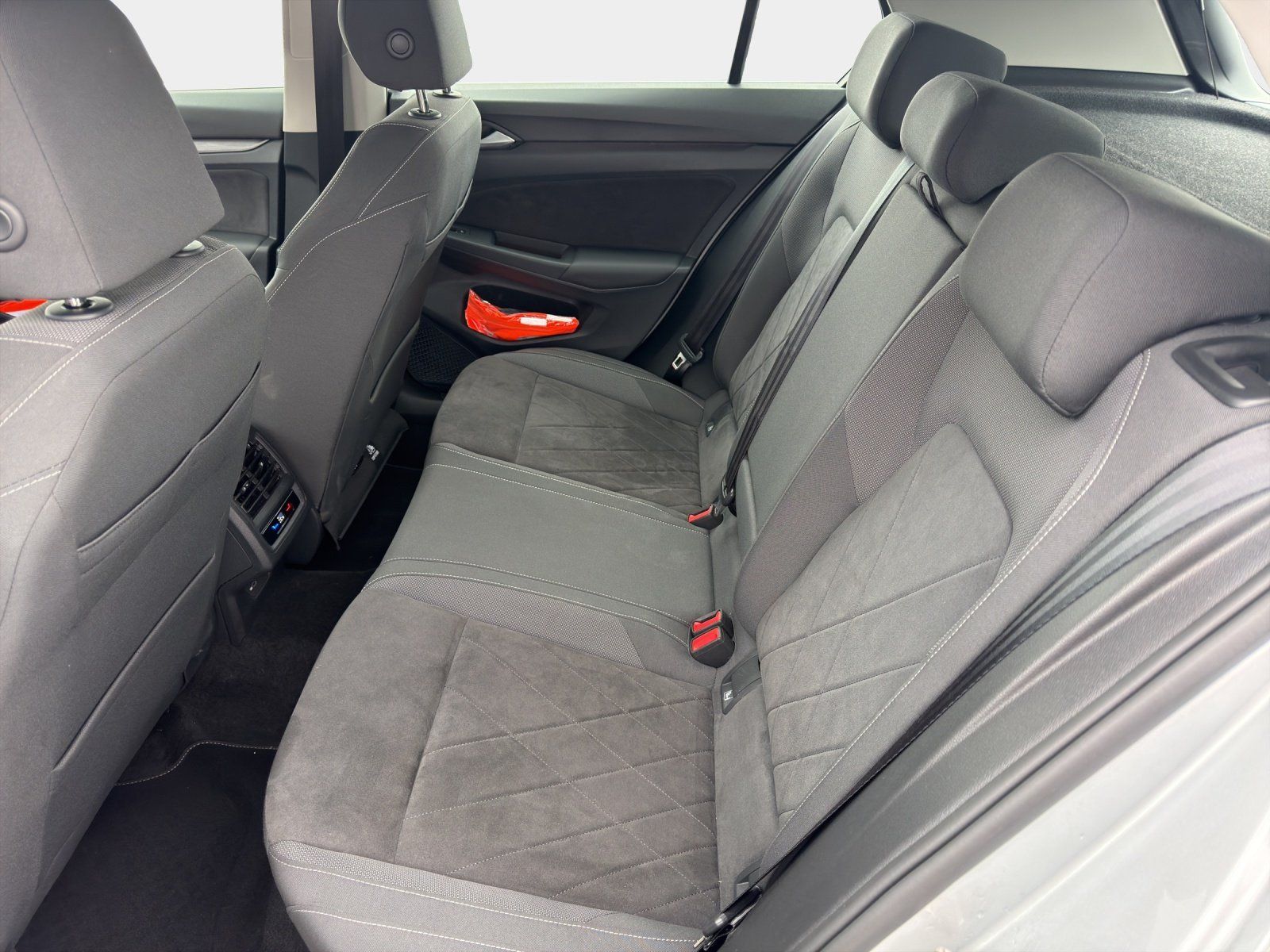 Volkswagen Golf - Bild 11