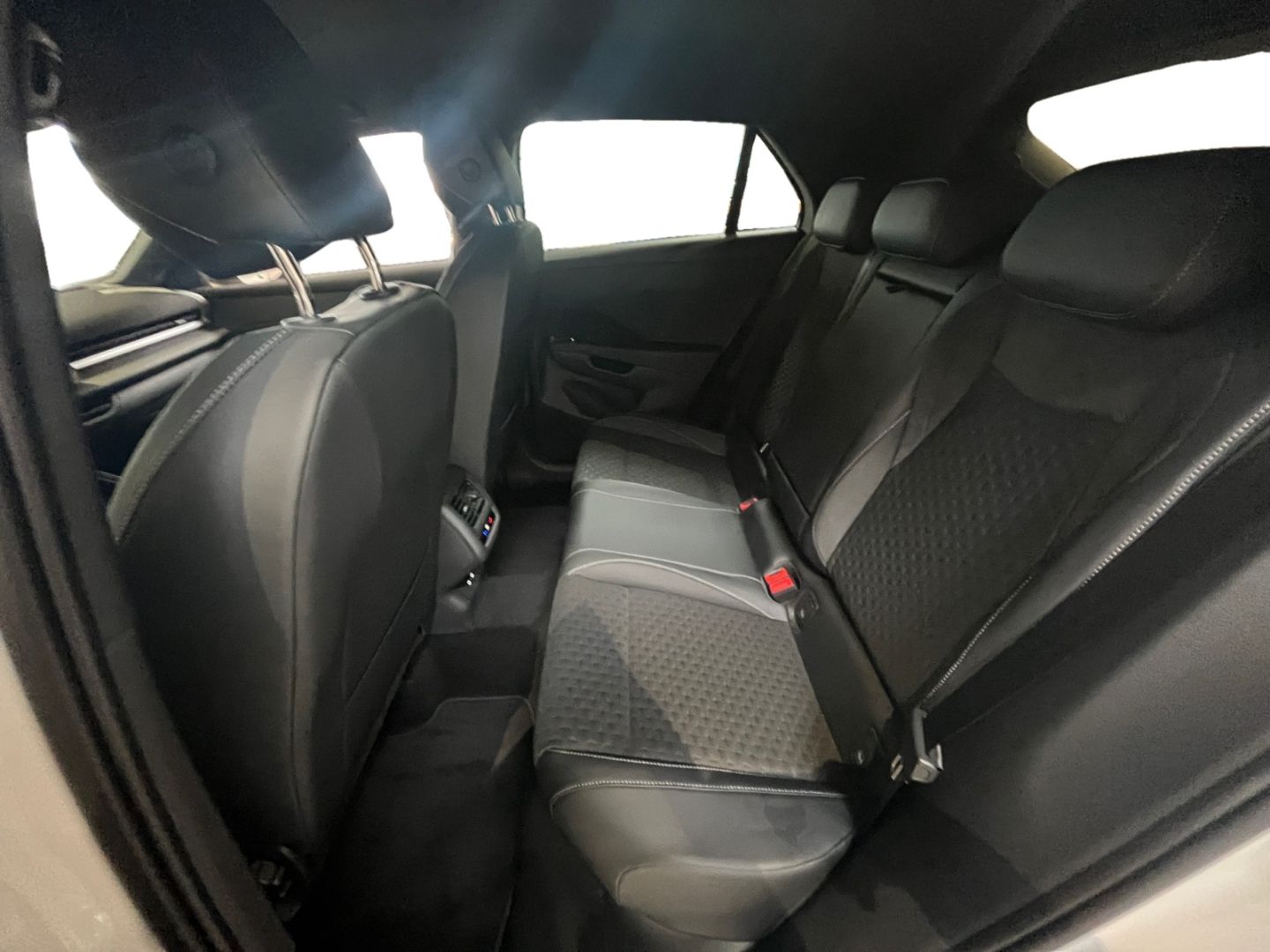 Volkswagen T-Roc - Bild 13