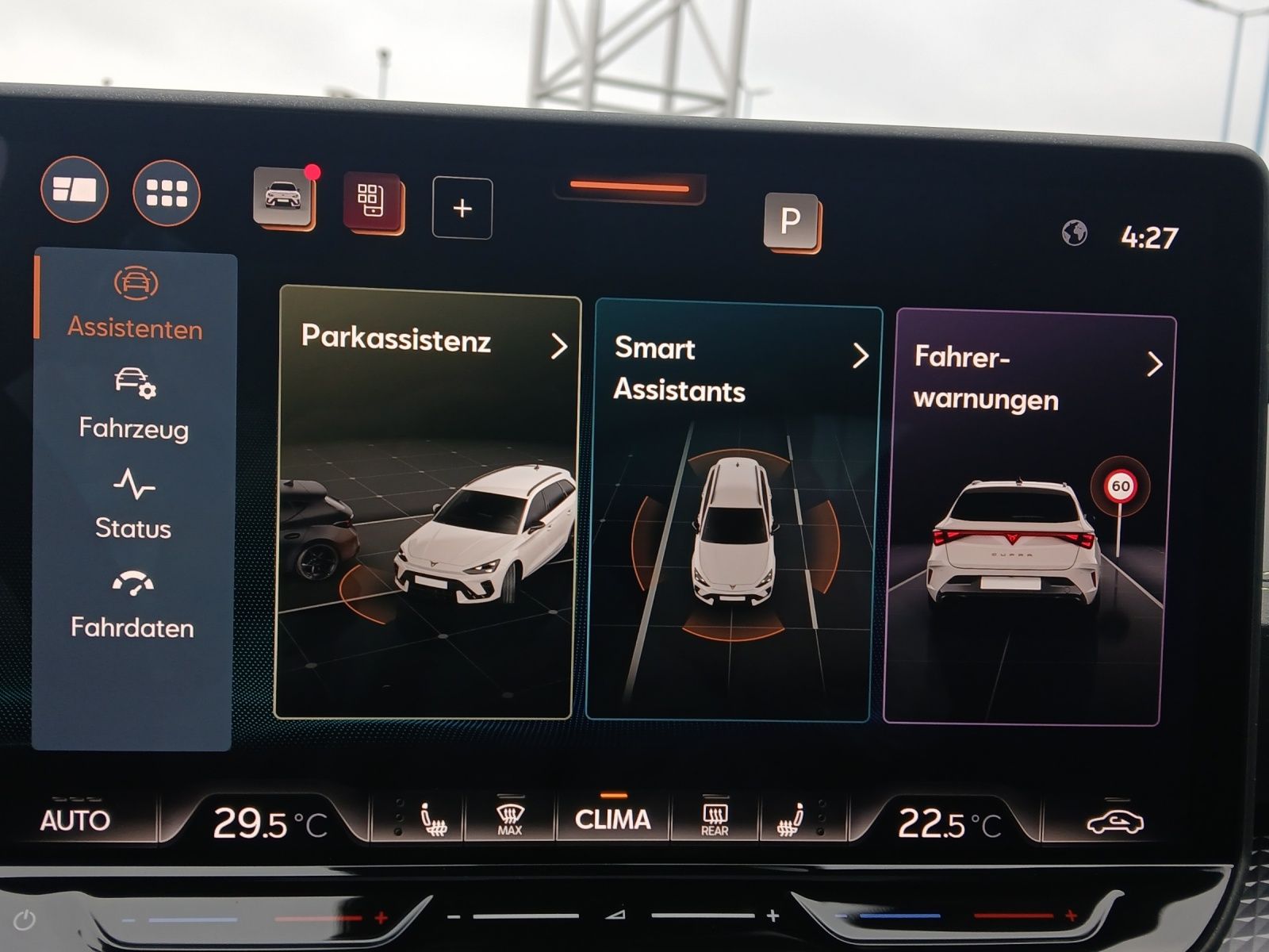 Fahrzeugabbildung CUPRA Leon Sportstourer TSI DSG 4Drive Matrix ACC Navi