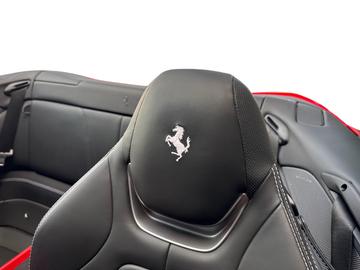 2018 Ferrari PORTOFINO — миниатюра 18