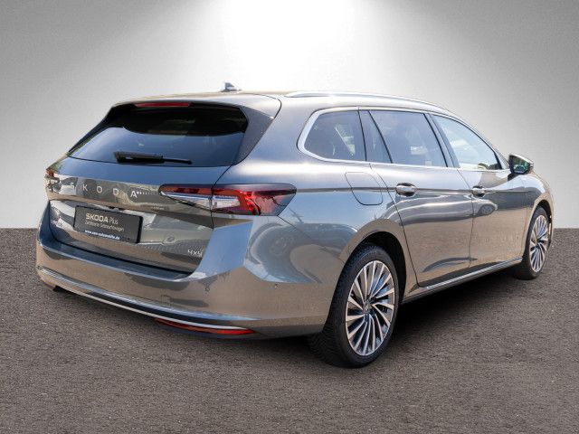 Skoda Superb - Bild 3