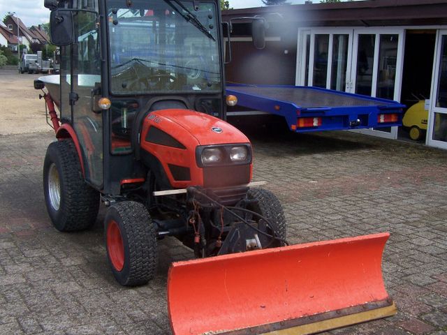 Kioti M21