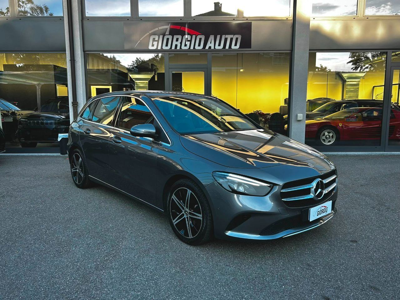 Mercedes-Benz Mercedes B 200 D Premium 8G-DCT