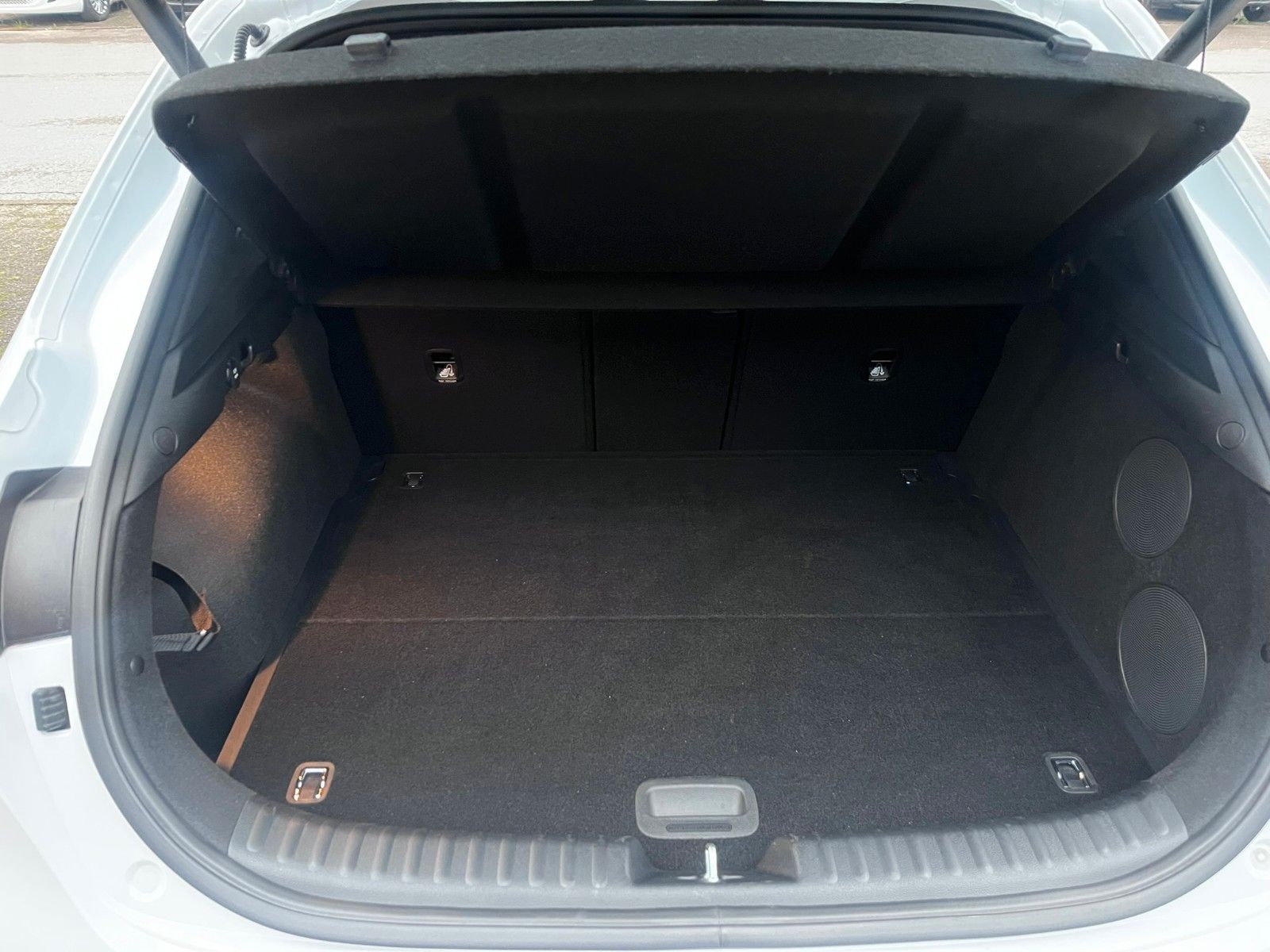 Fahrzeugabbildung Kia XCeed Black Xdition