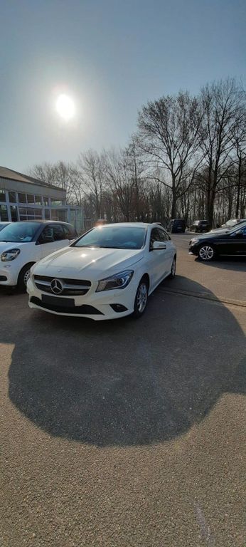 Image of Mercedes-Benz CLA 180 Shooting Brake