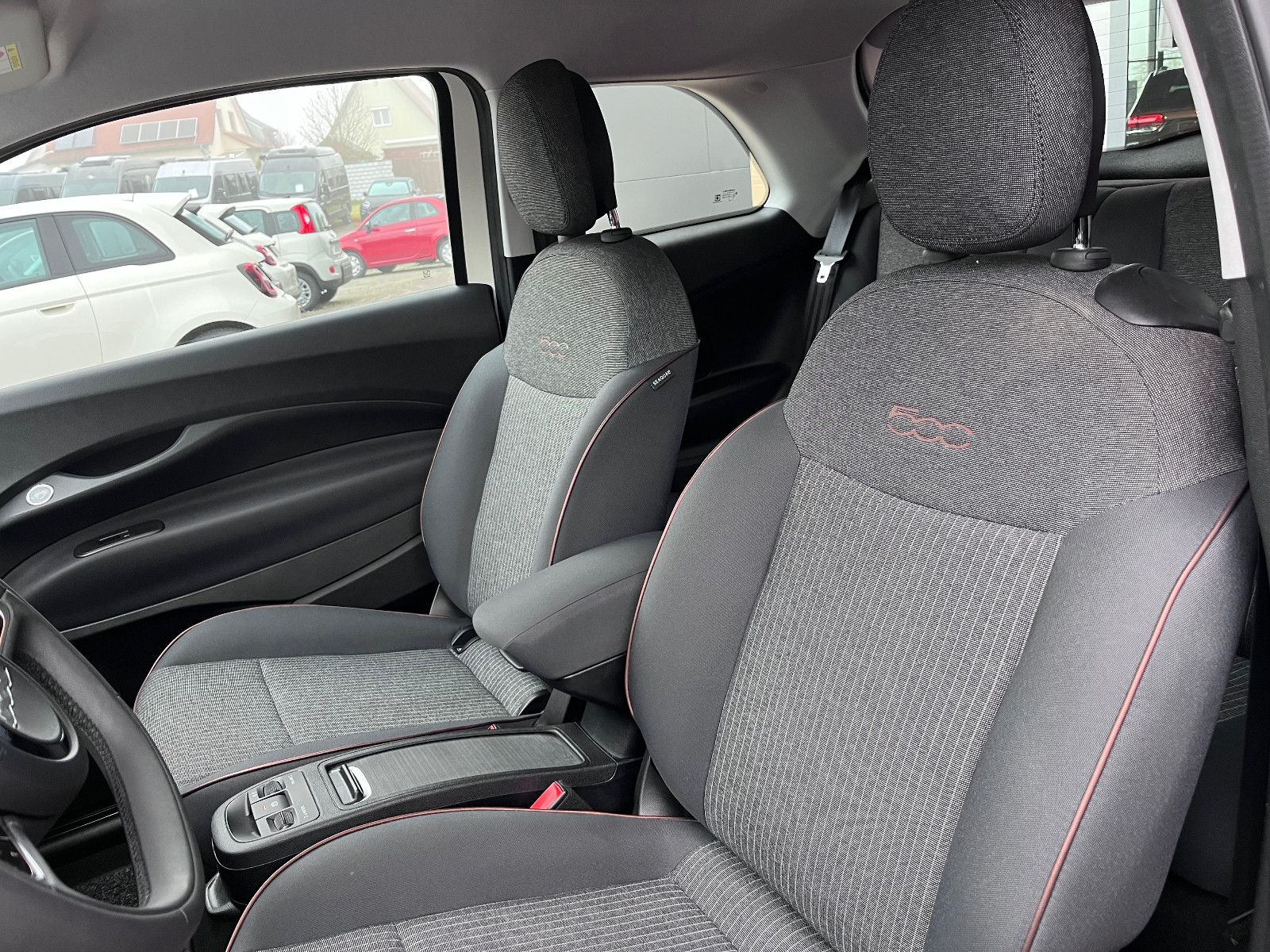 Fahrzeugabbildung Fiat 500e 500 e Icon