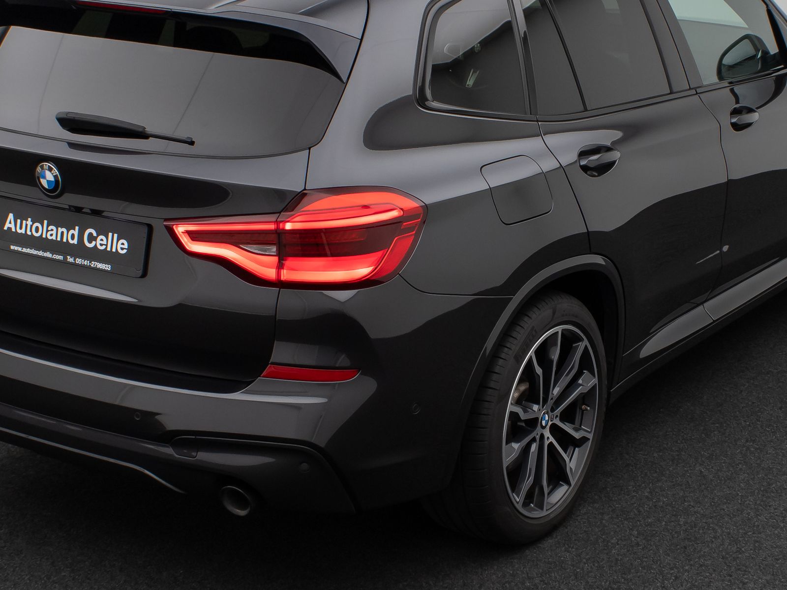 Fahrzeugabbildung BMW X3 xD30e M Sport Panorama 360°HUD DAB HiFi 20Zl