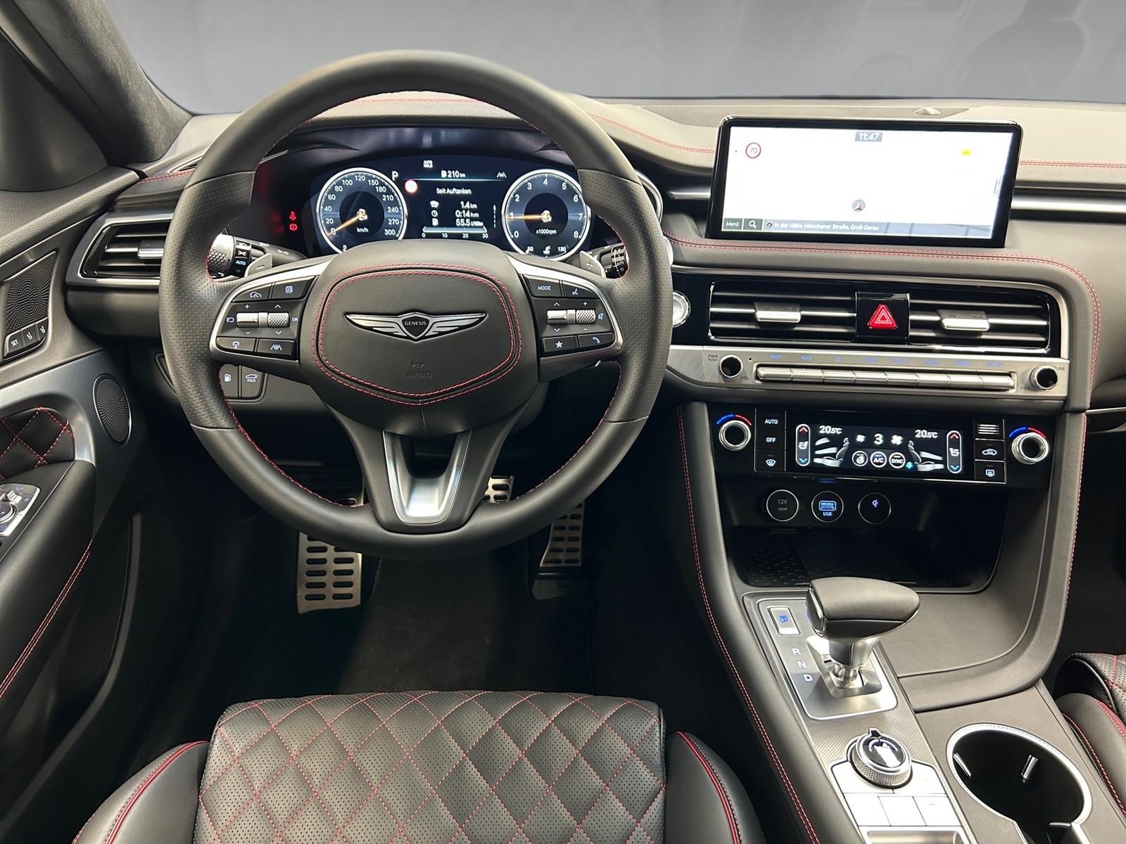 Genesis G70 Sedan 2.0 T-GDi Sport