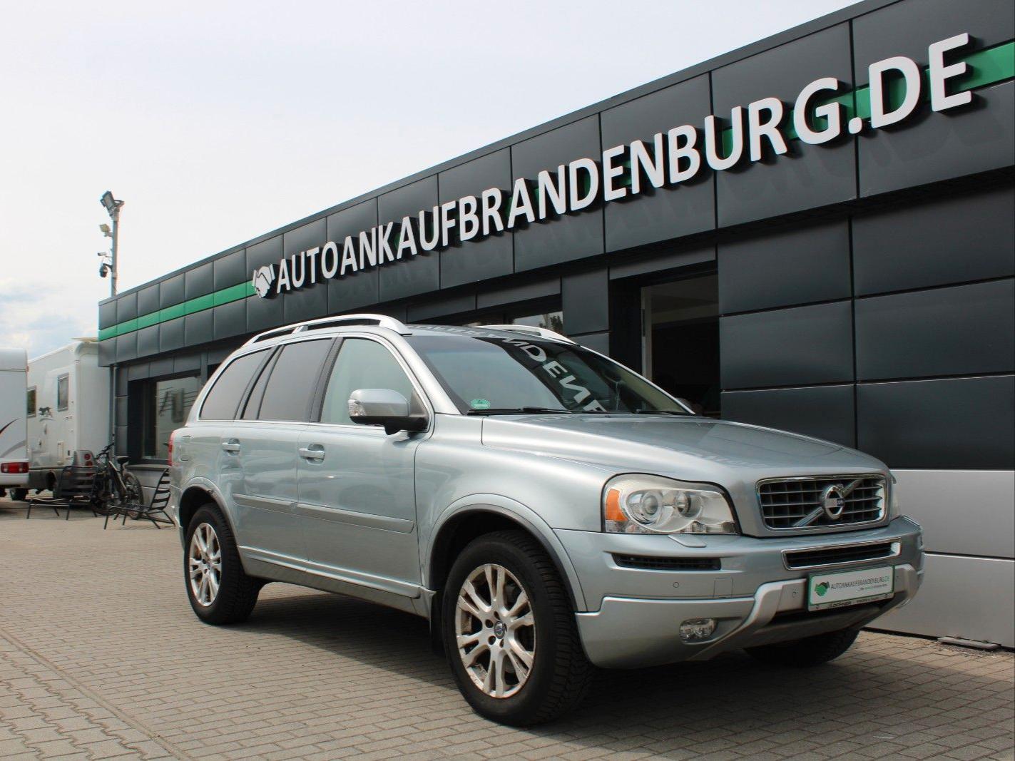 Volvo XC90 D5 Momentum 1 Hand / Leder / Xenon uvm