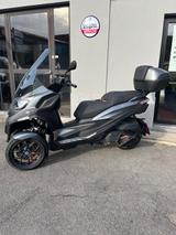 Piaggio MP3 530  ABS/ASR - Piaggio Motorräder in Düsseldorf
