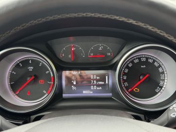 Opel Astra SportsTourer 1.4 Dynamic Kamera Navi AHK
