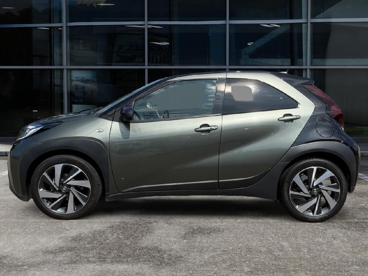 Fahrzeugabbildung Toyota Aygo X Explore
