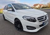 Mercedes-Benz B 220 CDI Automatik*AHK*Pano*Navi*Klima*Urban