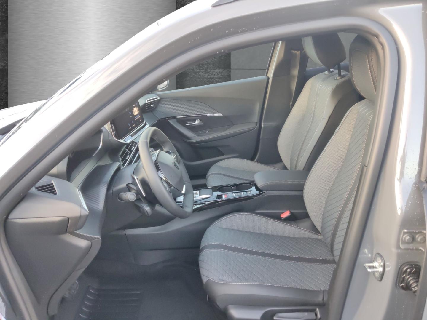 Peugeot 2008 Allure PureTech,Park Distance Control vo.&h