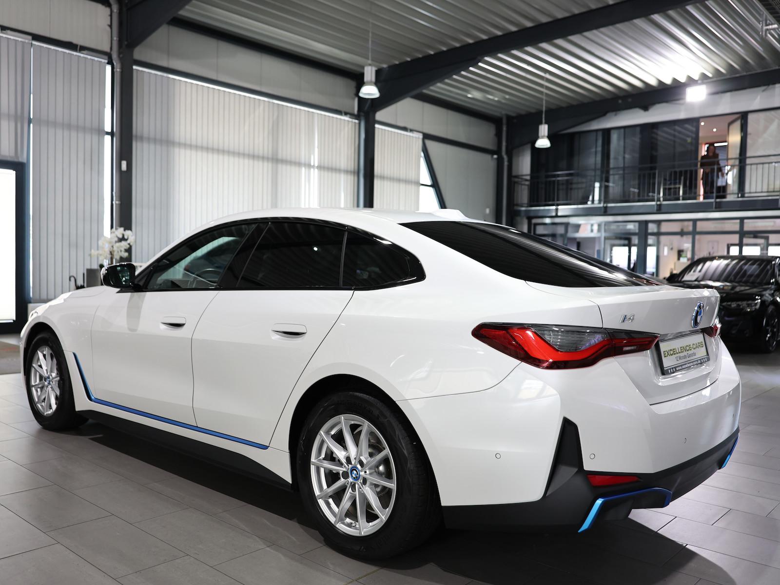 BMW i4 40 eDrive 100% HARMAN/KARDON, LEDER, HEAD-UP, миниатюра 9