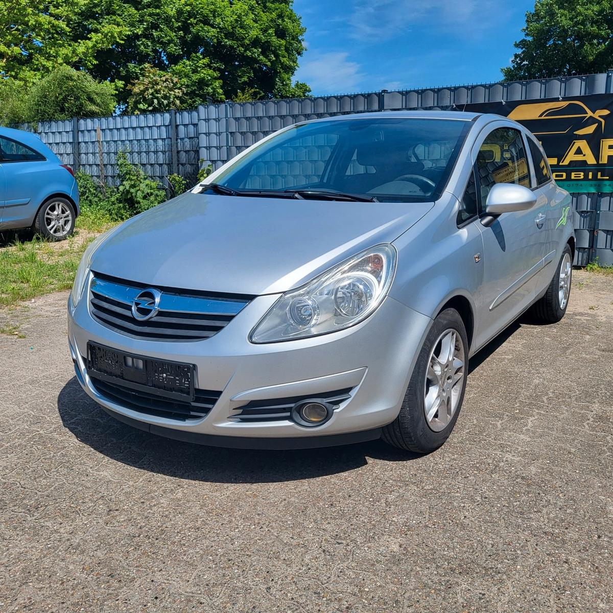 Opel Corsa D Edition