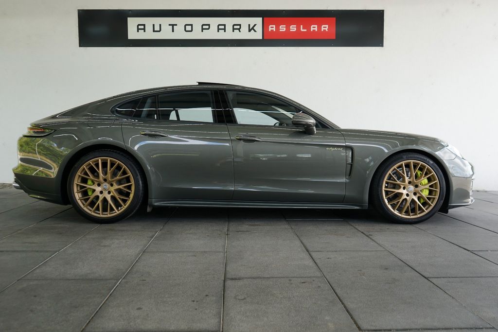 Image of Porsche Panamera