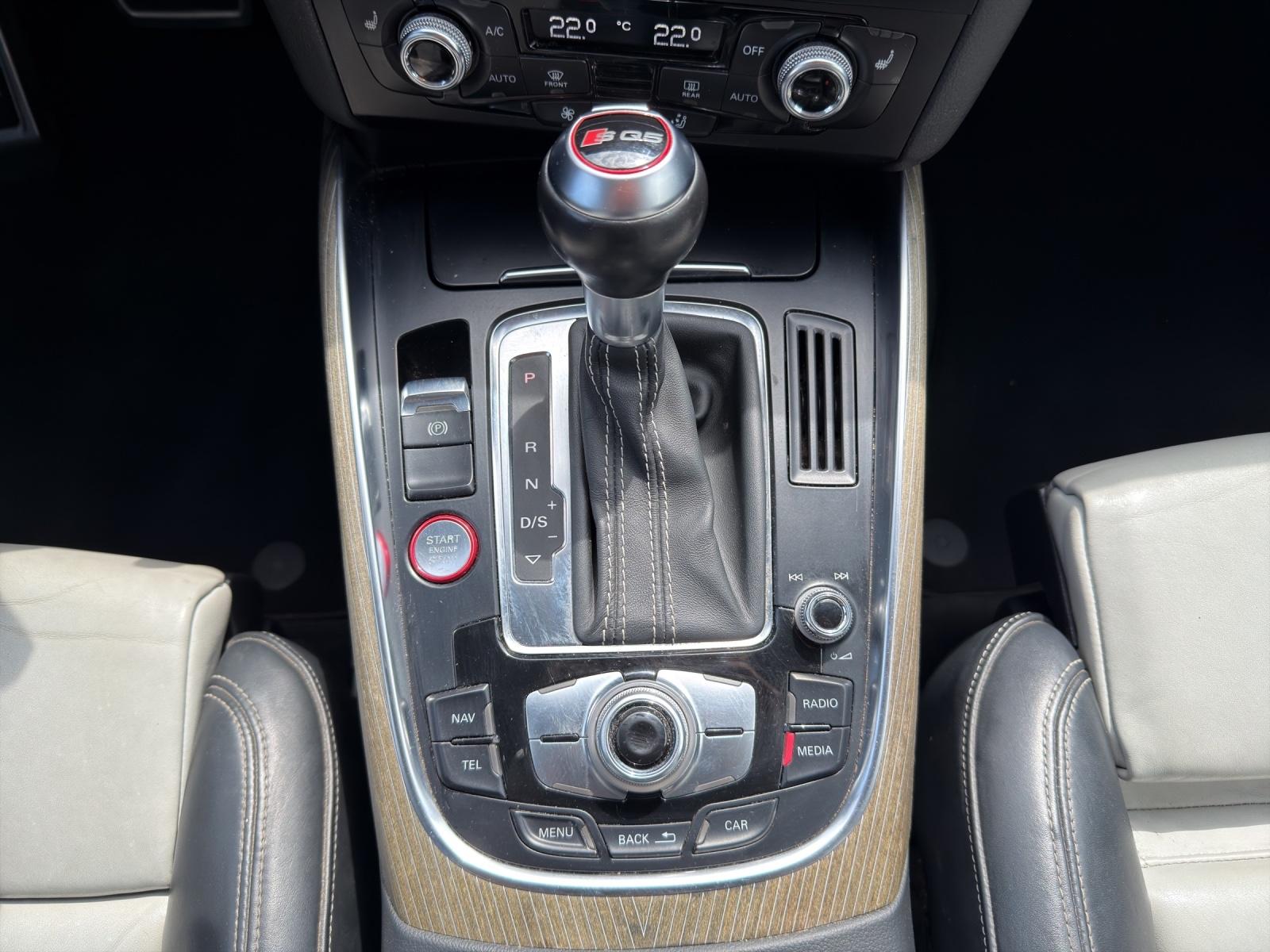 Audi SQ5 3.0 TDI V6 313 ch BVA quattro / Cuir Nappa / Jantes 21" / Caméra de recul / Attelage pivotant
