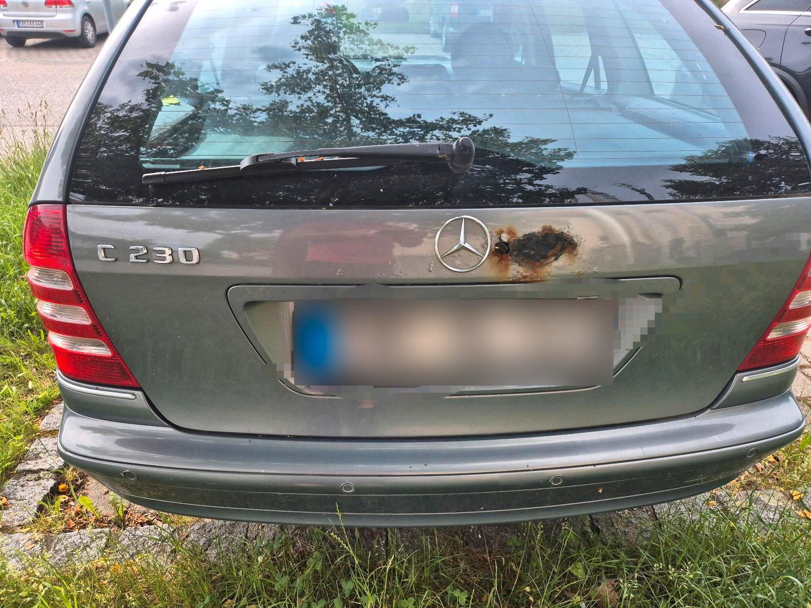 Mercedes-Benz C230 2007 — rear view