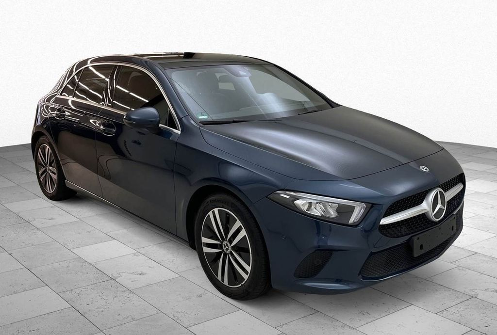 Image of Mercedes-Benz A 220