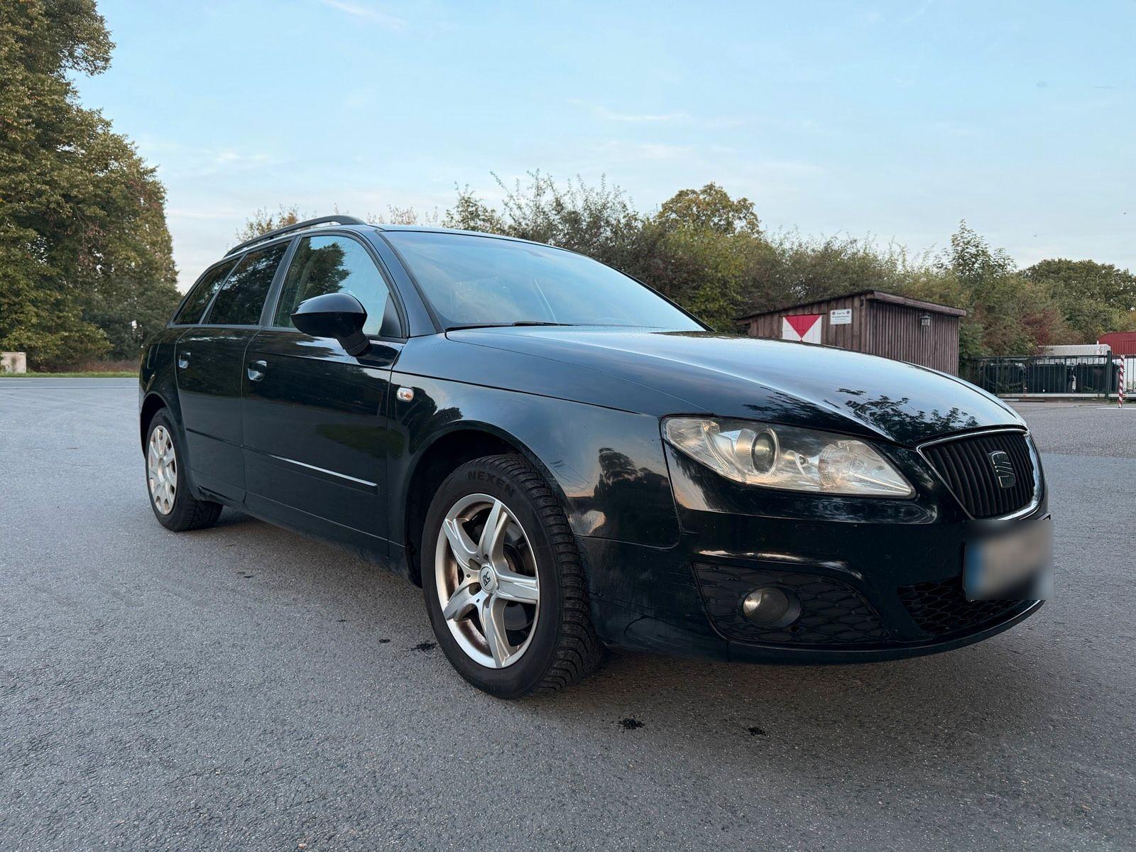 Seat Exeo 2011 — вигляд ззаду
