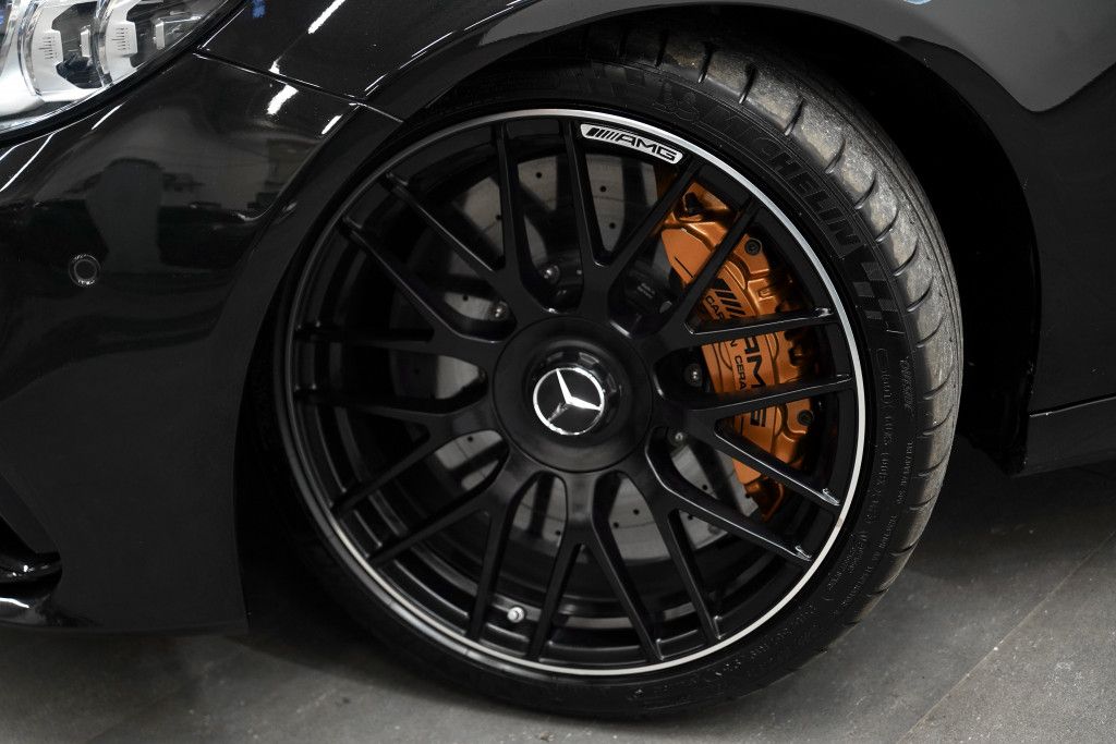 Mercedes Benz C 63 Amg