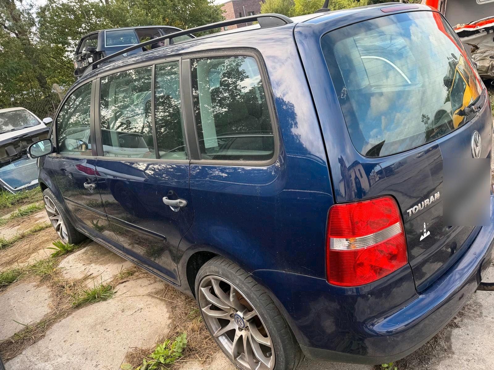 Volkswagen Touran 2006 — engine