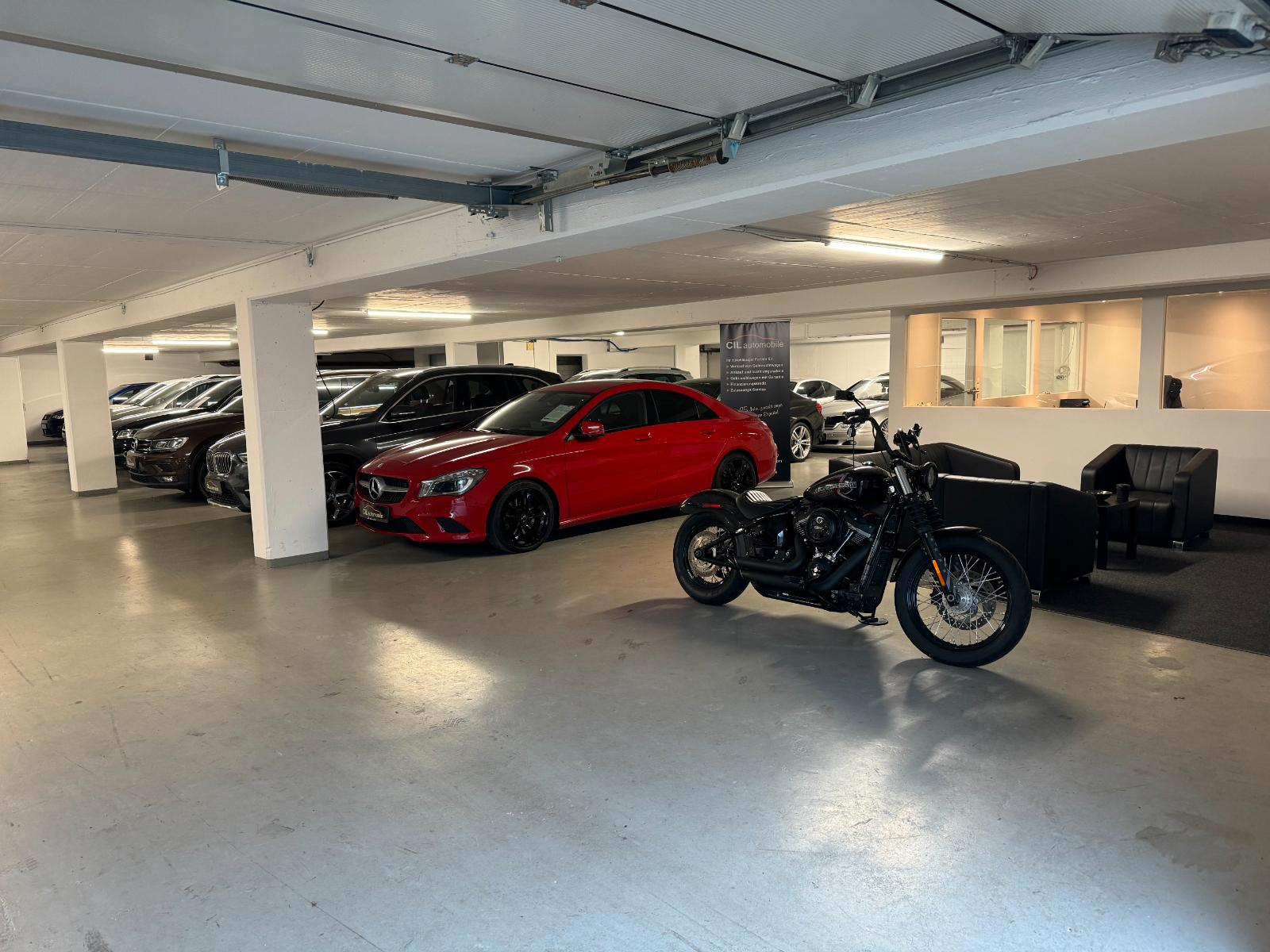 showroom-image-top