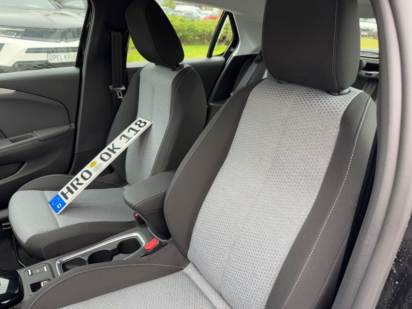 Fahrzeugabbildung Opel Corsa F 1.2 Turbo mit Sitz- und Lenkradheizung
