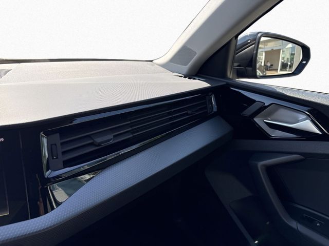 A1 Sportback 30 TFSI ADVANCED VCP+DAB+PDC+ALU16"