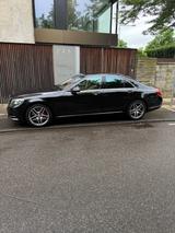 Mercedes-Benz S 500 4MATIC  - Mercedes-Benz S 500 in Stuttgart