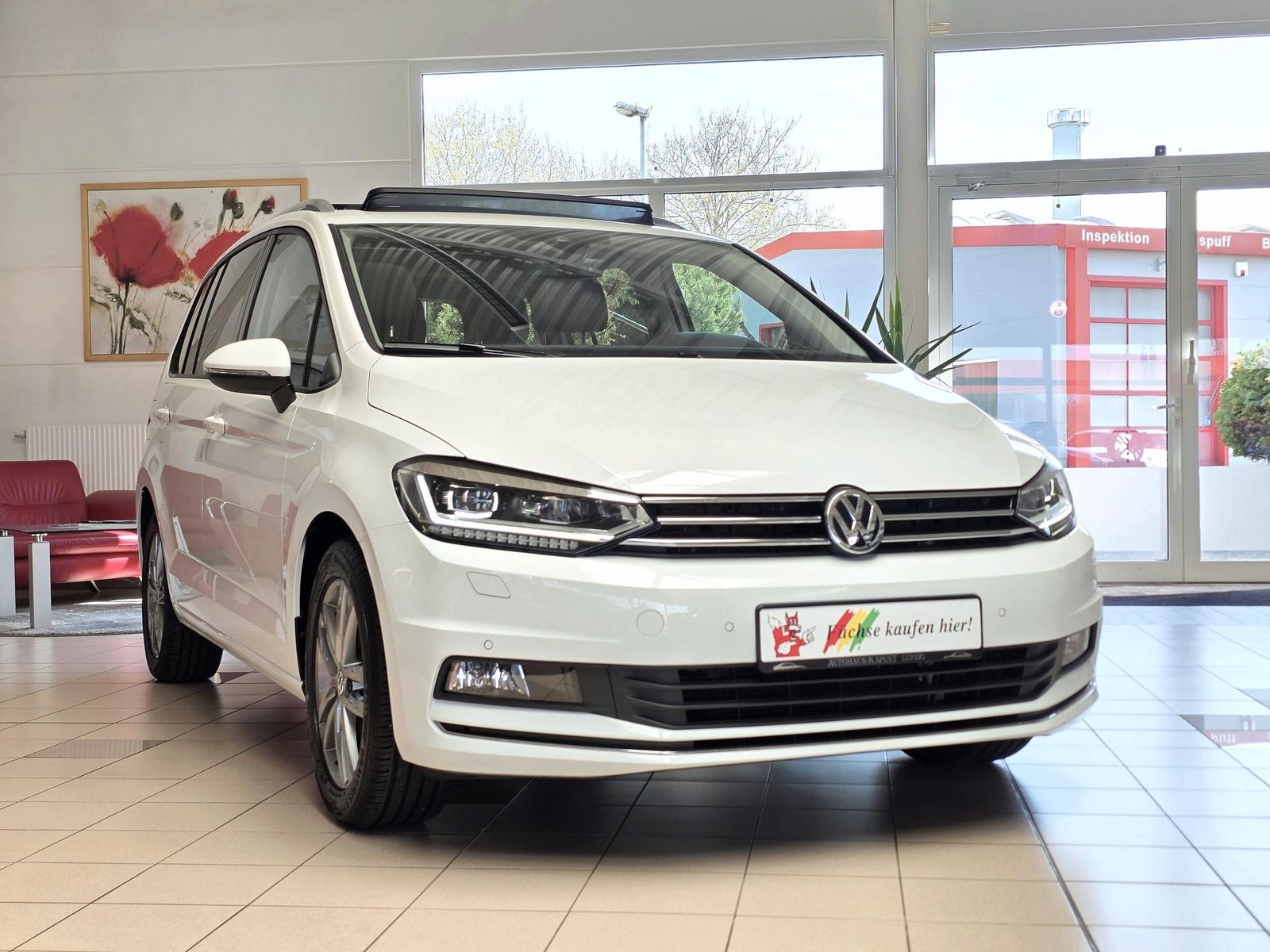 Fahrzeugabbildung Volkswagen Touran 1.4 TSI Sound/1.Hd/Navi/LED/Pano/ACC
