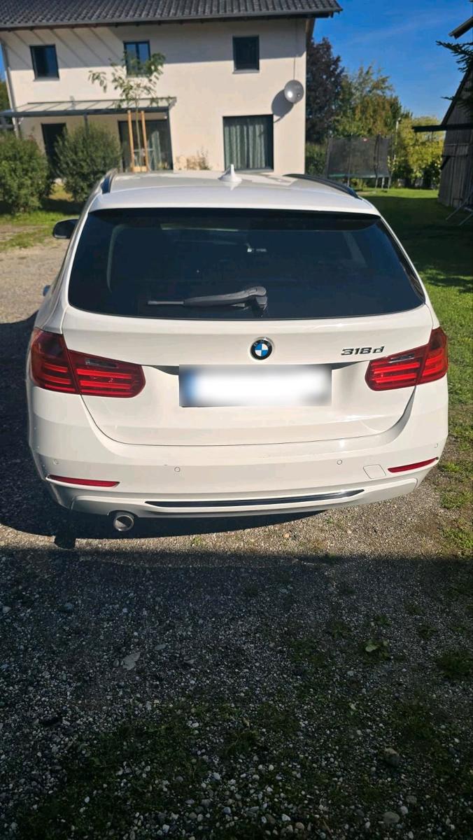 BMW 318 2013 — photo 6