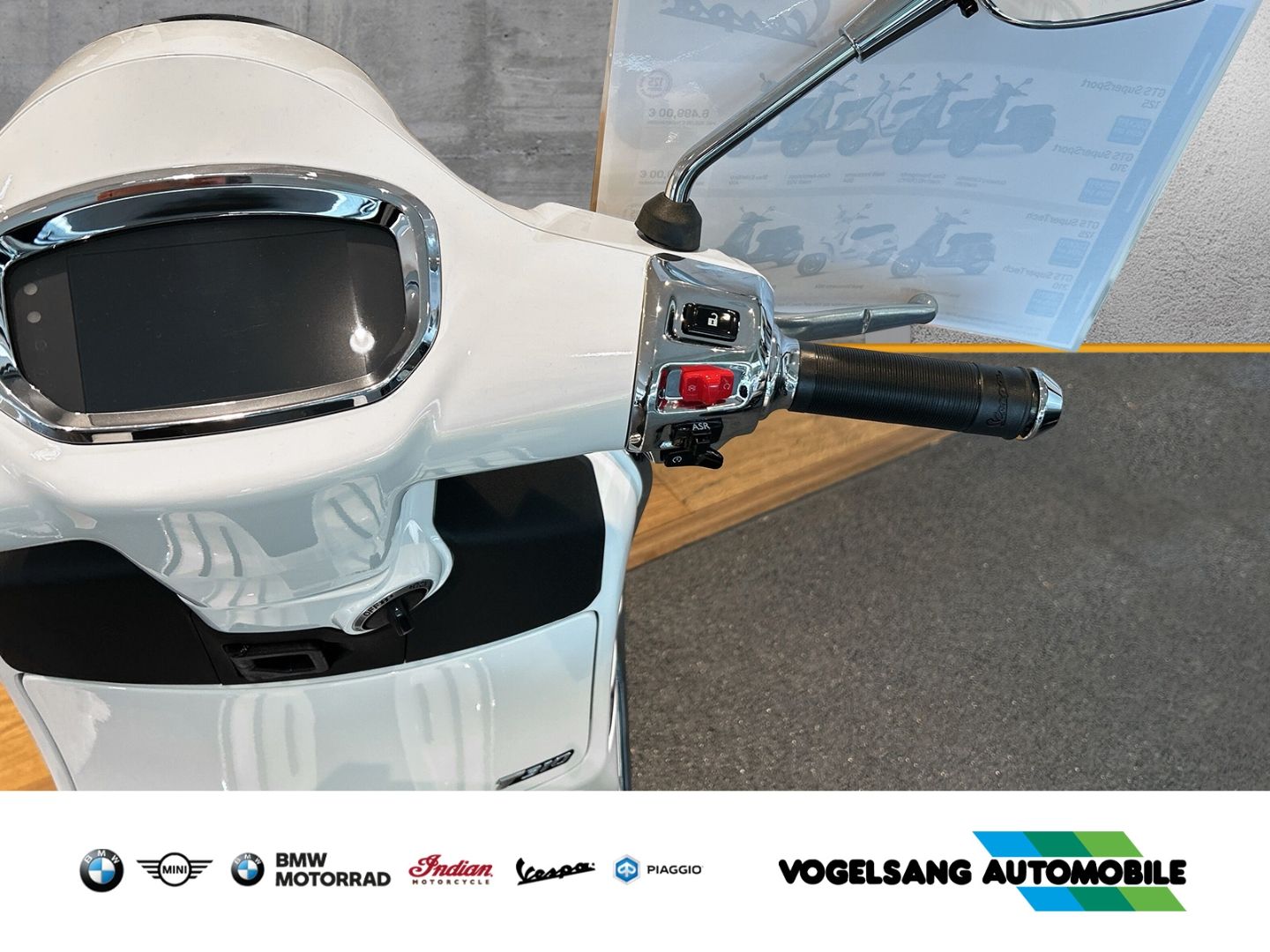 Fahrzeugabbildung Vespa GTS 310 Super Tech HPE, Tageszulassung, TFT-Disp