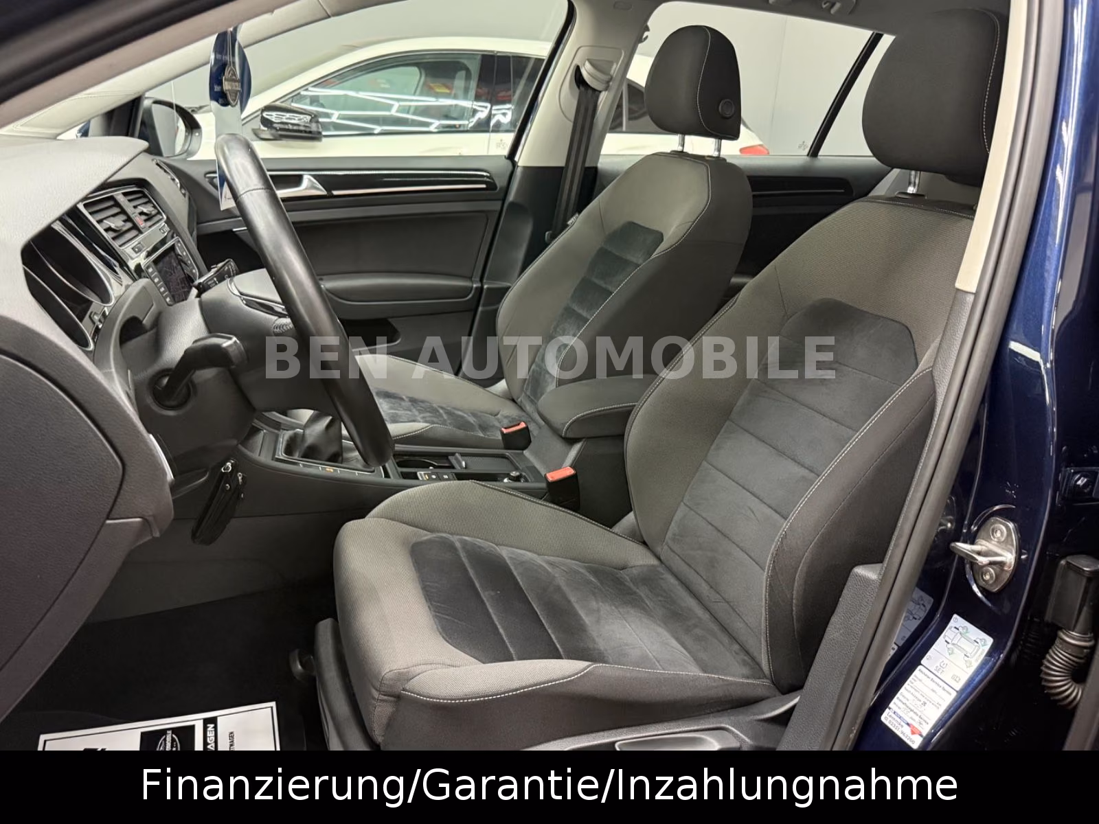 Volkswagen Golf VII Lim. 2.0 TDI Highline BMT PANO*NAVI*PDC