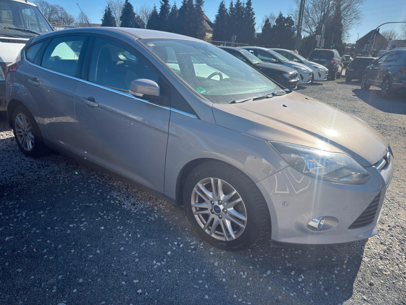 Ford Focus Lim. Titanium Automatik