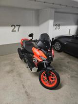 Aprilia SR GT 125 - APRILIA SR GT 125