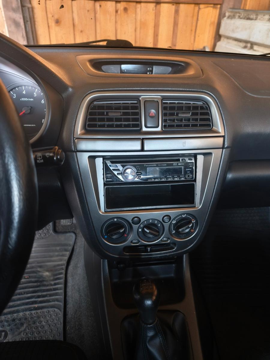 Subaru Impreza 2004 — photo 5