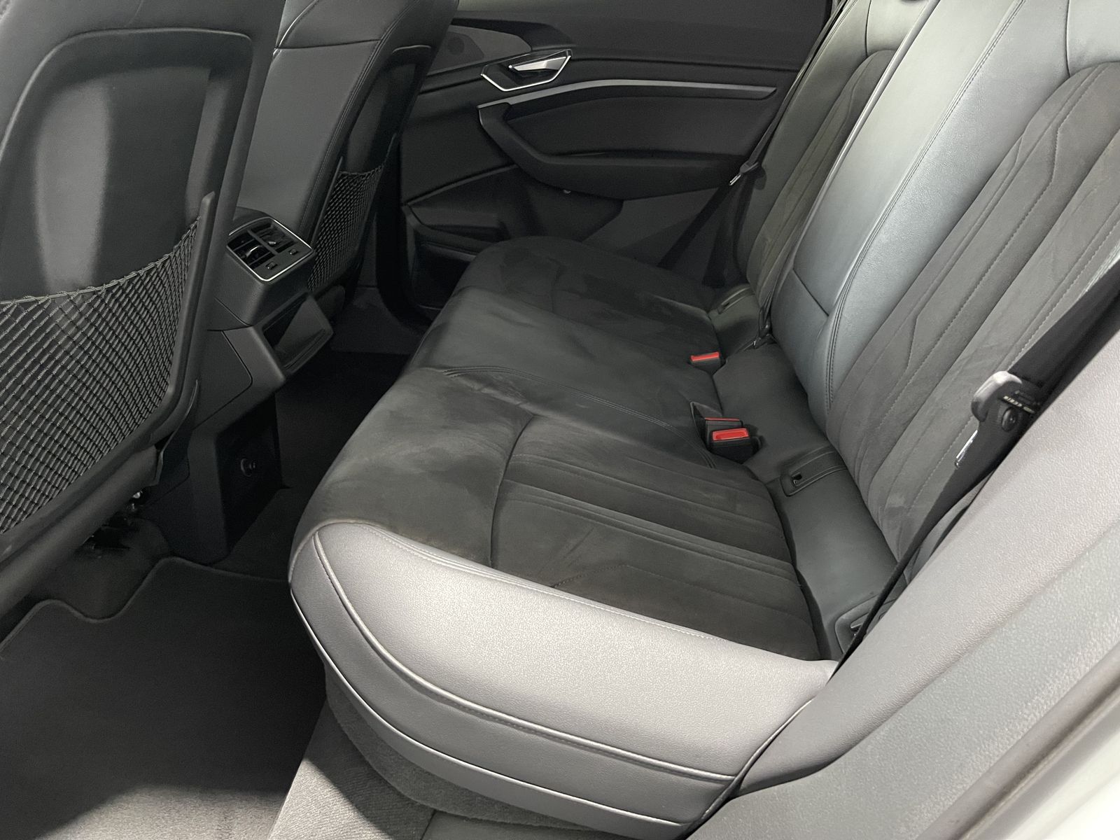 Fahrzeugabbildung Audi e-tron 50 Quattro S line*Matrix*B&O*21Zoll*Optik