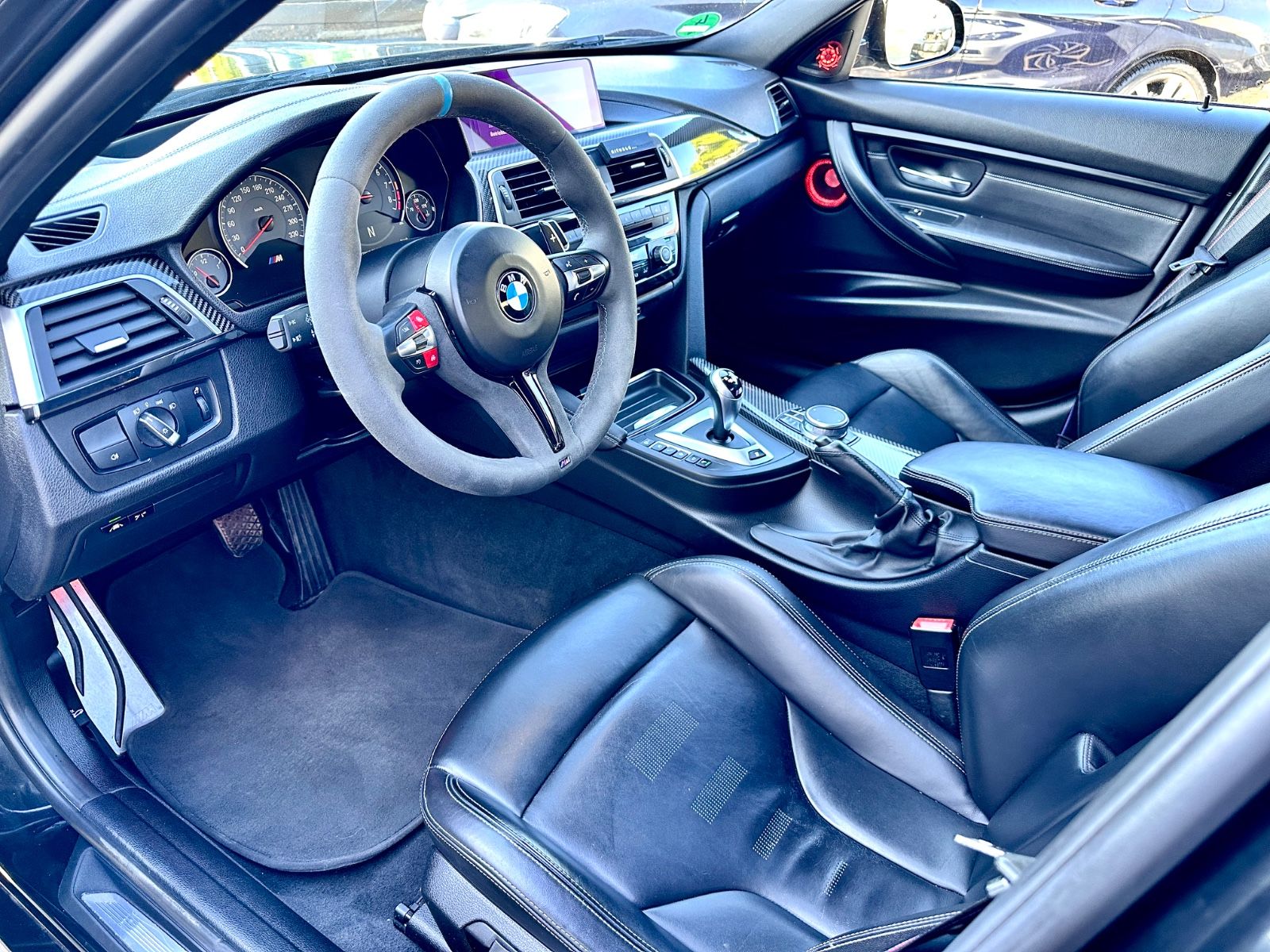 Fahrzeugabbildung BMW M3 Competition *BRD+M-Drivers+Carbon+Voll+KW*
