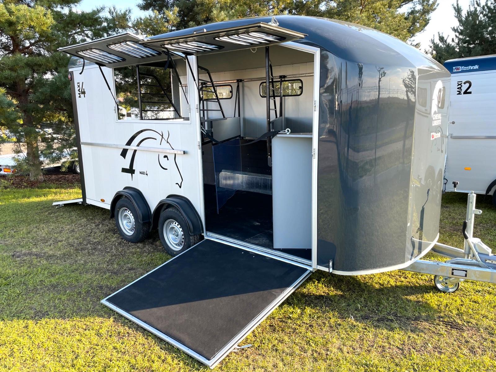 Cheval Liberte MAXI 4* SOFORT*GRAU