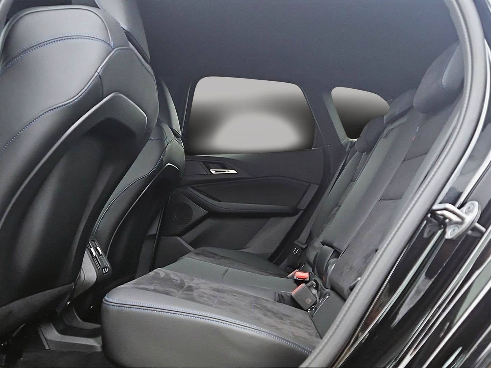 BMW 223 Active Tourer - Bild 9