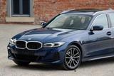BMW 320d Touring/PANO/H&K/18Z/MEMORY/HuD/8-FACH/NP73 - BMW 3er Reihe Jahreswagen: Kombi