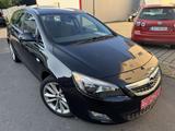 Opel Astra Sport/Scheckheft/Navi/Temp./SHZ/LHZ/Klima/ - Opel Astra Gebrauchtwagen in Bochum
