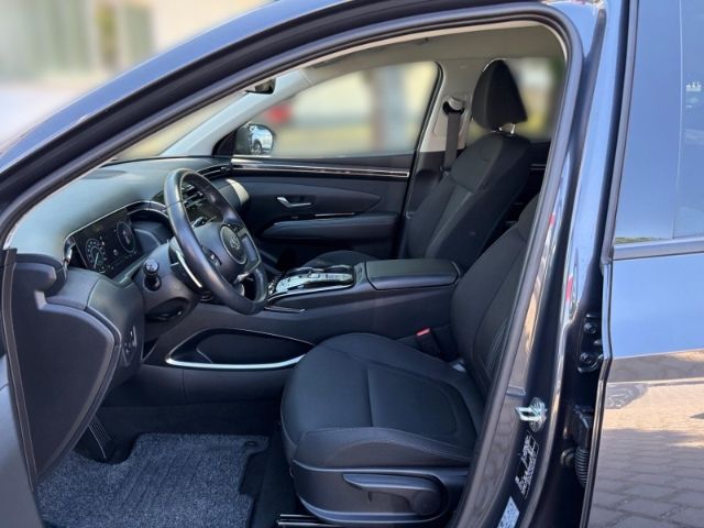 Fahrzeugabbildung Hyundai Tucson Trend Hybrid 4WD +KLIMA+LED+NAVI+RFK+UVM+