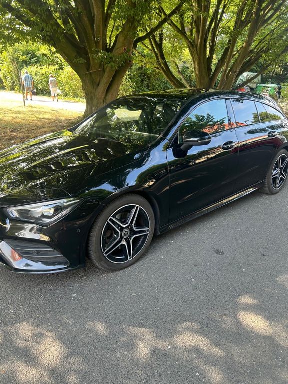 Image of Mercedes-Benz CLA 220 Shooting Brake