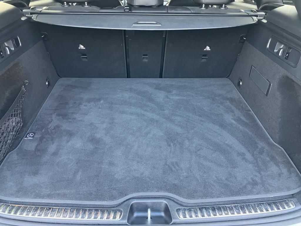 Fahrzeugabbildung Mercedes-Benz GLC 300 d 4M AMG*NIGHT*AHK*MEMORY*LED*KAMERA