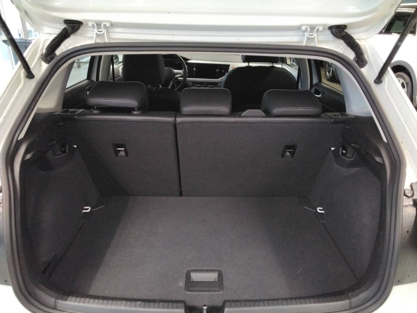 Volkswagen Polo - Bild 6