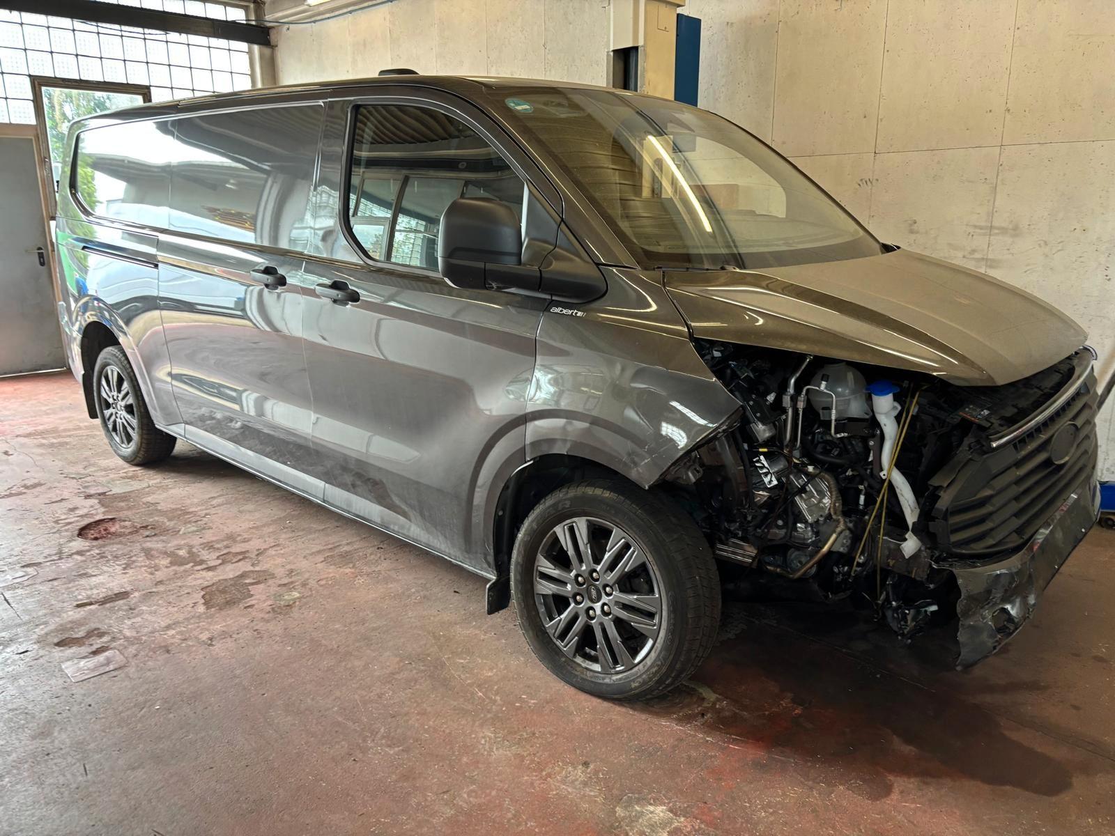 Ford Transit Custom Kasten 320 Automatik 4x4AWD Navi