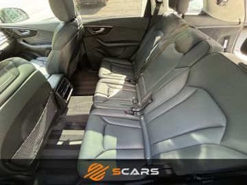 Audi Q7 - 9
